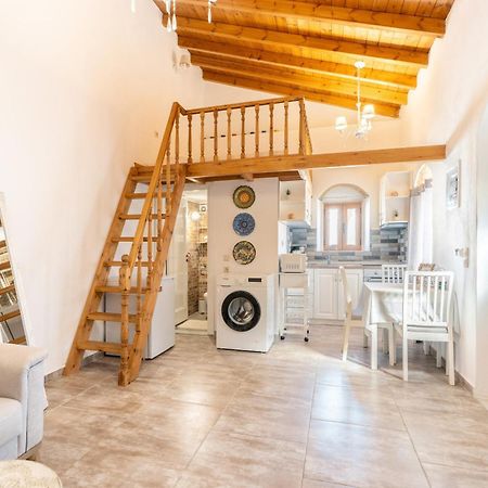 Alicia'S Traditional Home In Paradisi باراديسيون المظهر الخارجي الصورة